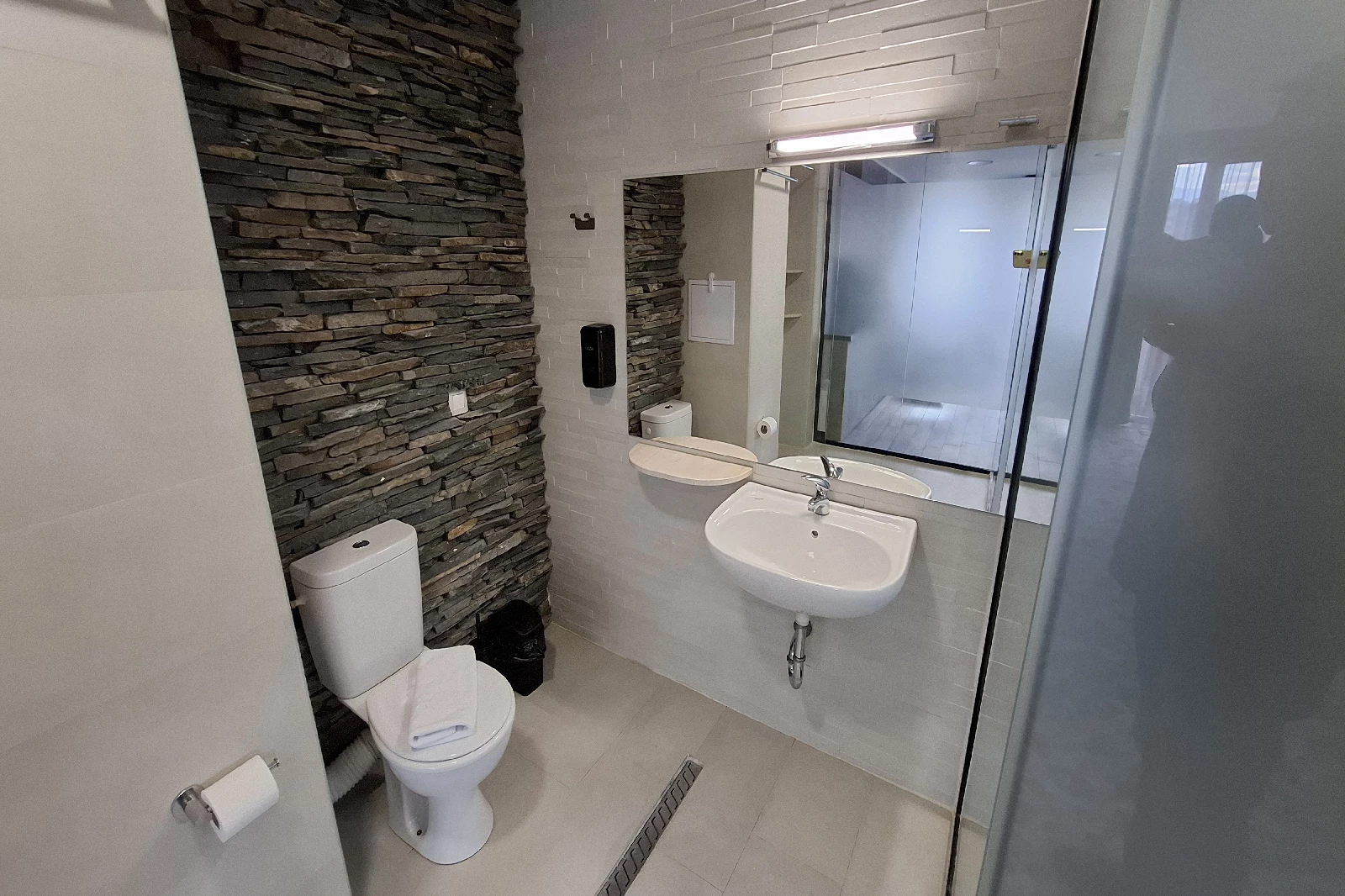 Apartament – Айнщайн